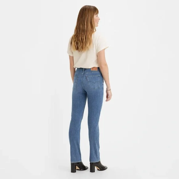 LEVI’S 724 HIGH RISE SLIM STRAIGHT WOMEN'S
JEANS - Picture 3 of 15